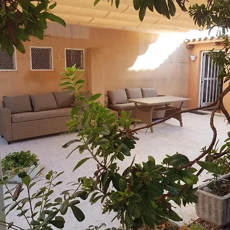 Beachfront Apartment With A Private Garden On The Ground Floor Moncofar Exterior photo