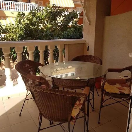 Beachfront Apartment With A Private Garden On The Ground Floor Moncofar Exterior photo