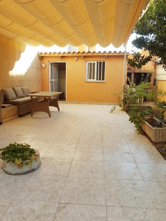 Beachfront With A Private Garden On The Ground Floor Apartament